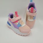 Adidasi roz pentru fete